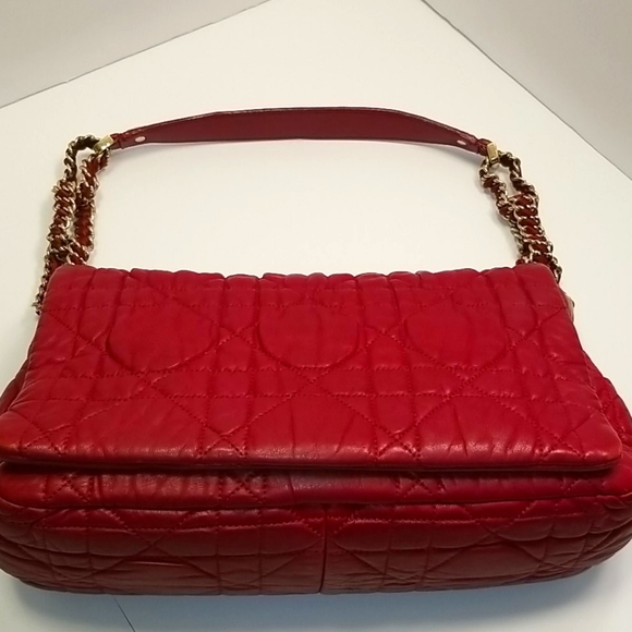 Lambskin Cannage Medium Delidior Flap Red - Picture 1 of 11